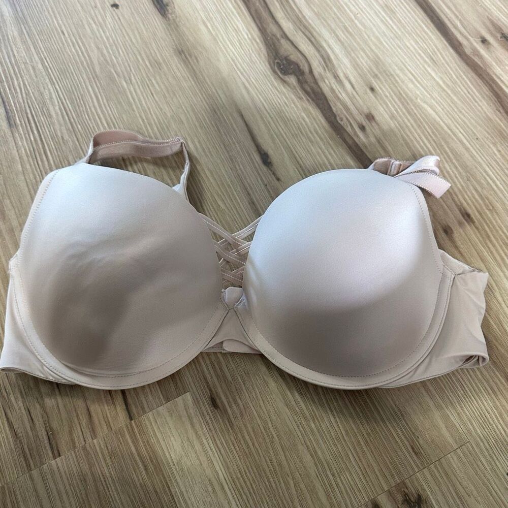 Torrid strappy crossover sexy lingerie nude 38DD bra